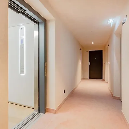 アパート Balcony Garden Views At Terracotta Collection ポルト