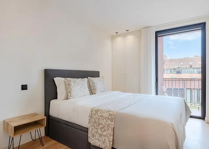 Balcony Garden Views At Terracotta Collection Appartement