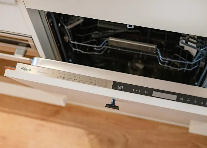 Appartement Balcony Garden Views At Terracotta Collection *