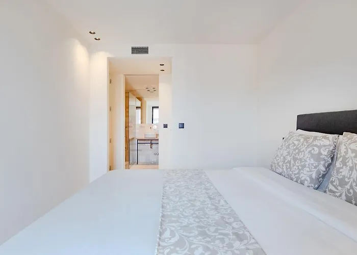 Balcony Garden Views At Terracotta Collection * Πόρτο